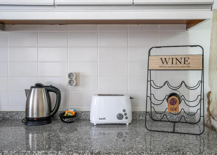 Armando Monteiro * Folgosa (Viseu)